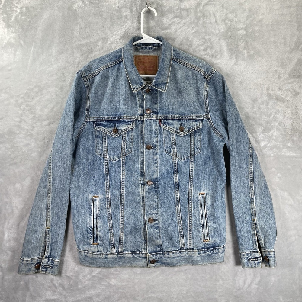 Levi's Denim Trucker Jacket men's Large Button Up Utility Blue Light Wash Fading